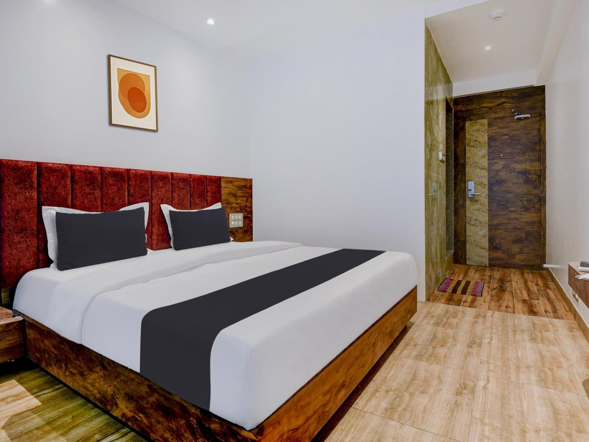 Townhouse Madgaon 호텔 Raia 외부 사진
